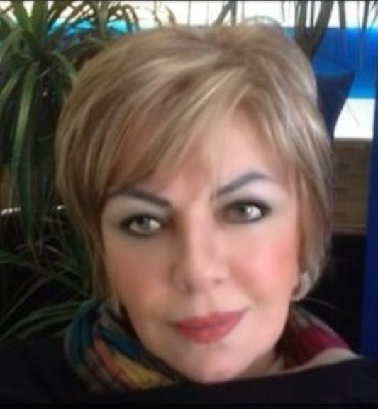 مع دأب بحثها الدائم عن فردوسها المفقود..  التشكيلية سميرة عبدالوهاب: أعمالي هي ” أنا” في نهاية المطاف  