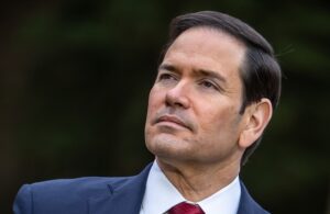 الخارجية الاميركية تشكرمن ساهم في إطلاق سراح صحفية أمريكية