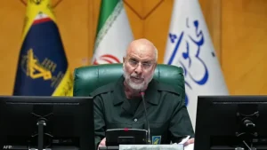 قاليباف: ينبغي خفض الاعتماد على الدولار واعتماد العملات المحلية في المبادلات التجارية بين العراق وإيران